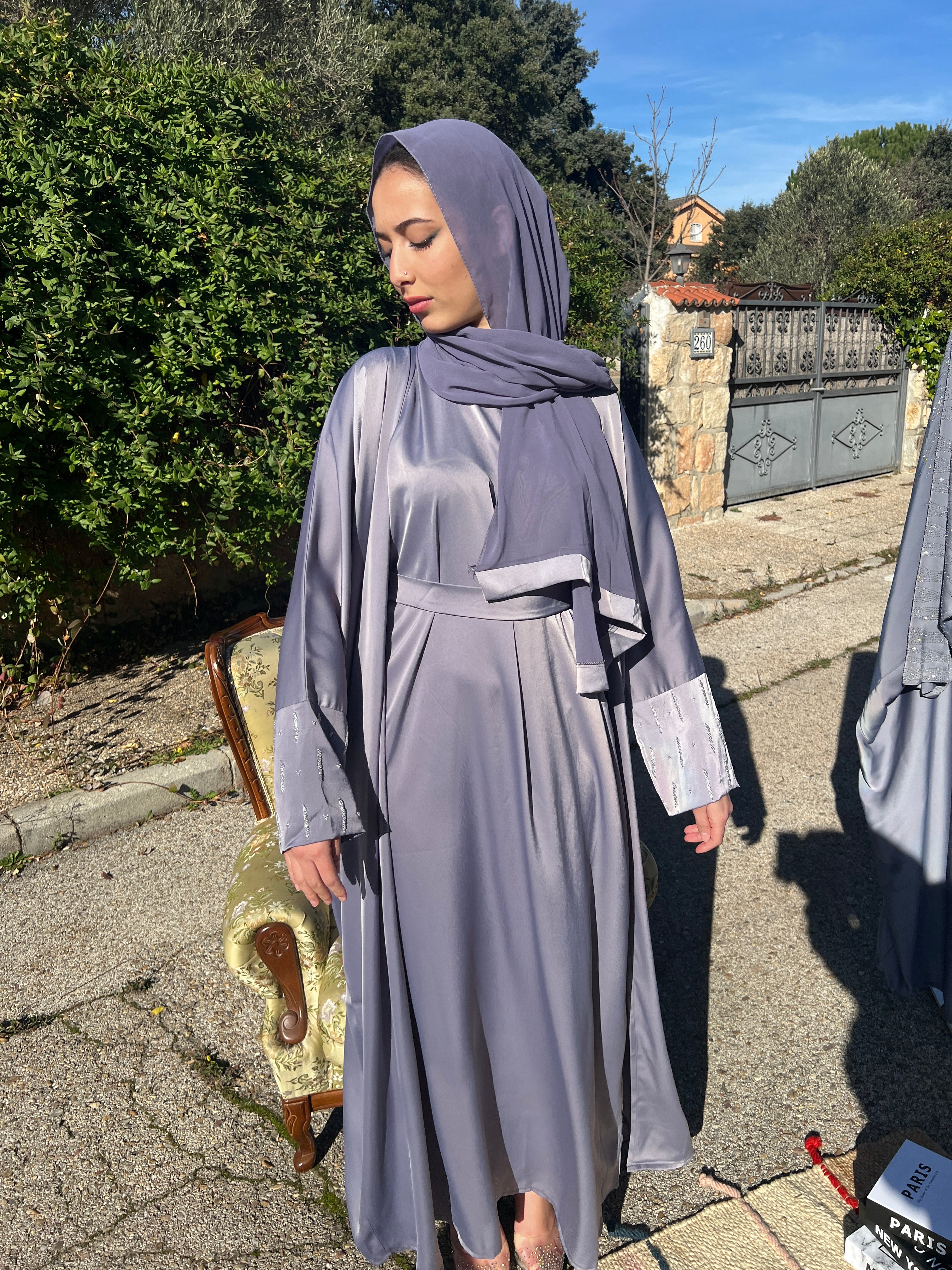 Abaya de perlas