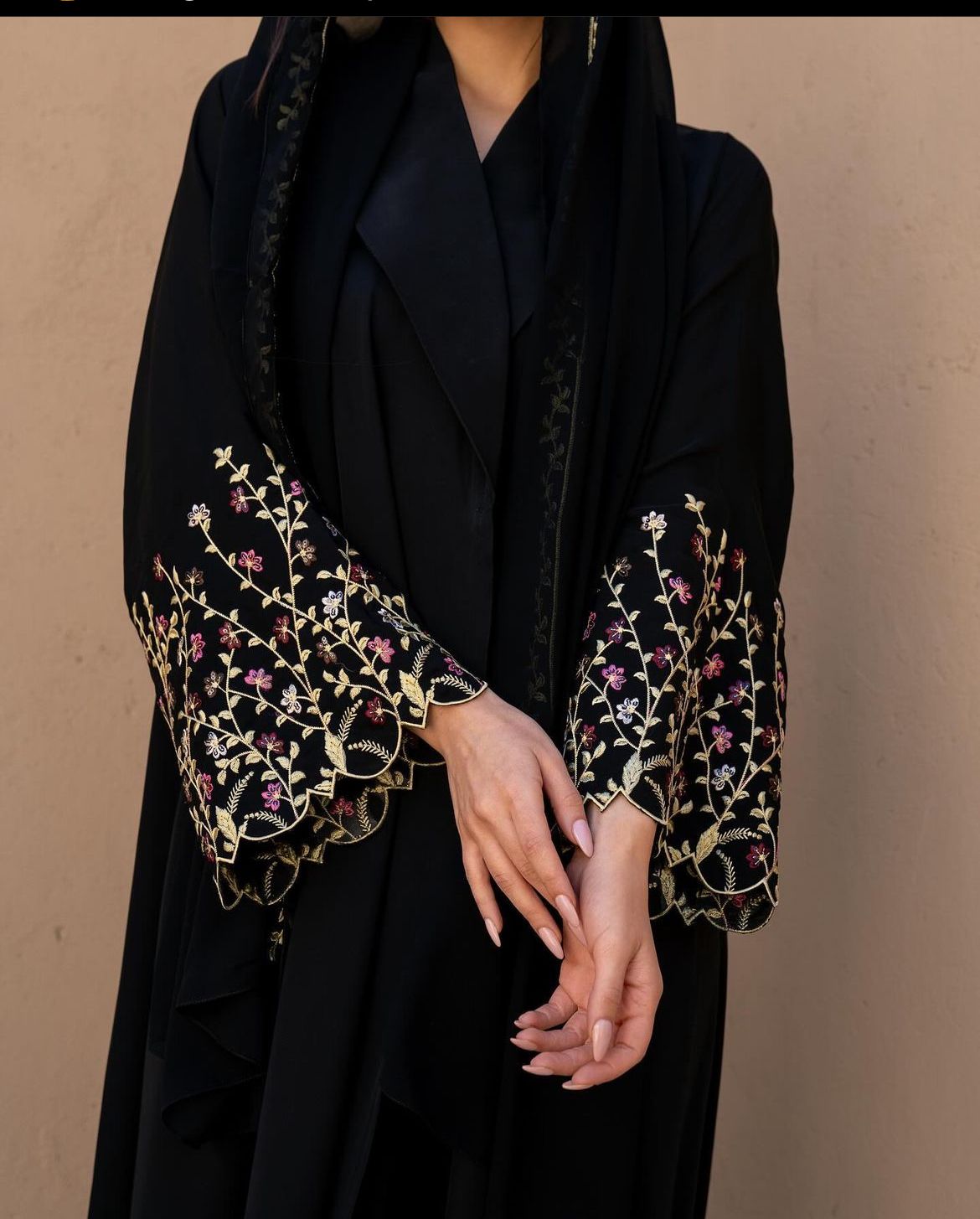 Abaya con flores 🌼