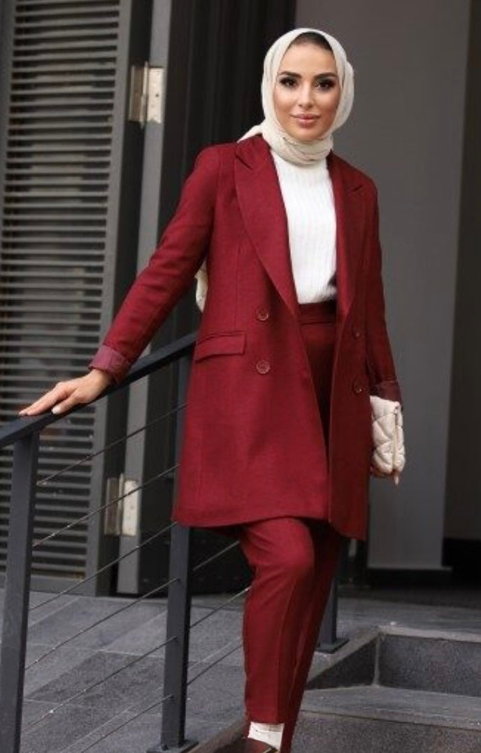 Traje Burdeos
